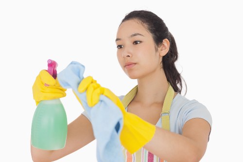 Stain removal and fibre care for rugs in Canary Wharf homes