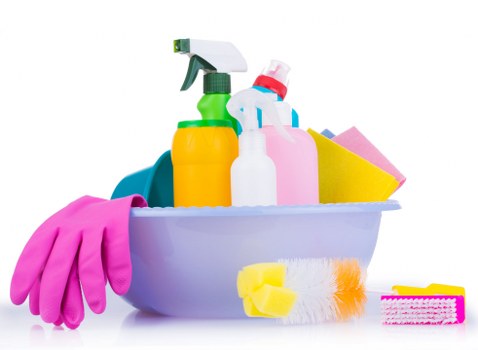 Maintaining clean curtains in Canary Wharf homes and offices
