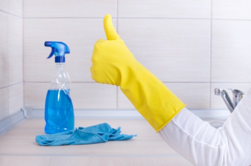 Professional curtain cleaning methods in a Canary Wharf property
